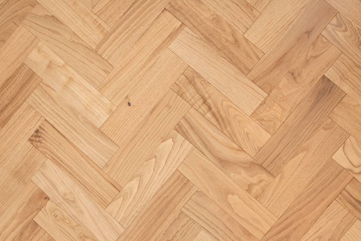 Homeland Harvest Oak 10/3 x 80mm UV Lacquered Herringbone