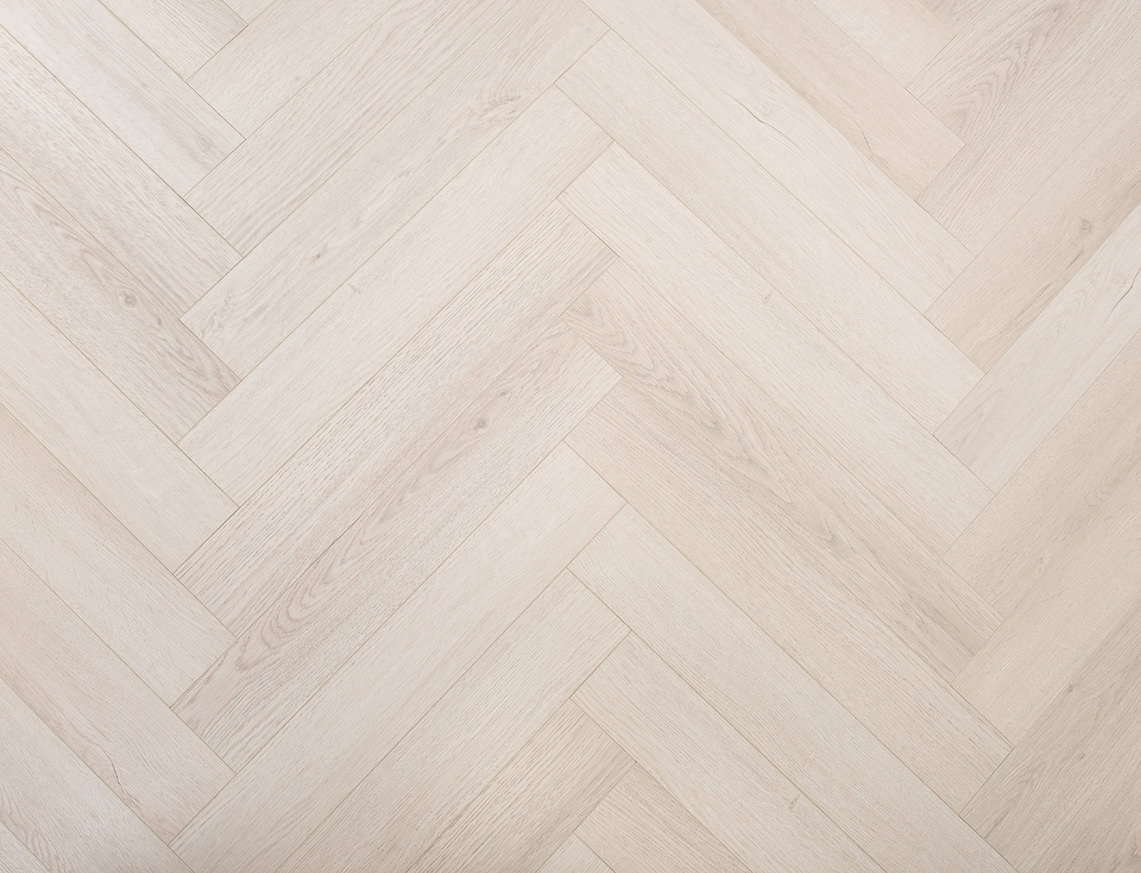 Imagine Kizzy Oak 8mm x 600mm Laminate Herringbone